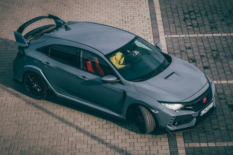 Kurvendynamik schlägt PS: Warum ein Honda dem deutschen Kraftprotz das Fürchten lehrt